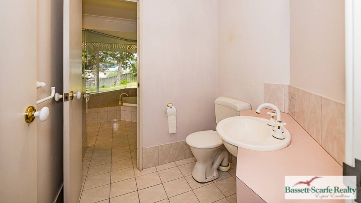 24 Hestia Place, San Remo, WA 6210 AUS