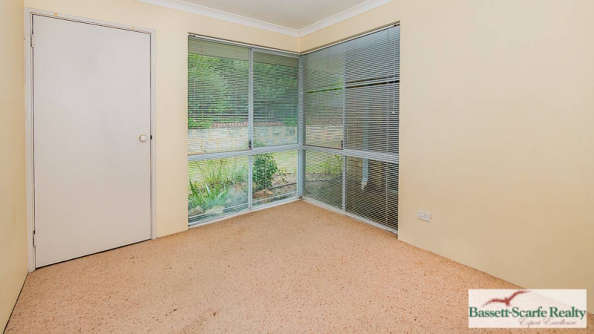 24 Hestia Place, San Remo, WA 6210 AUS