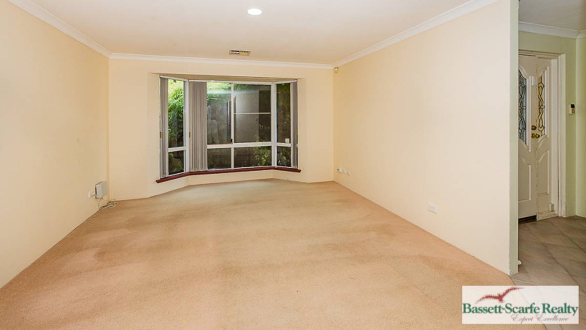 24 Hestia Place, San Remo, WA 6210 AUS
