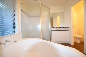 4 Firetail Lane, Erskine, WA 6210 AUS