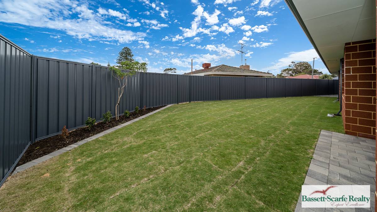 5 Goomarl Street, Dudley Park, WA 6210 AUS