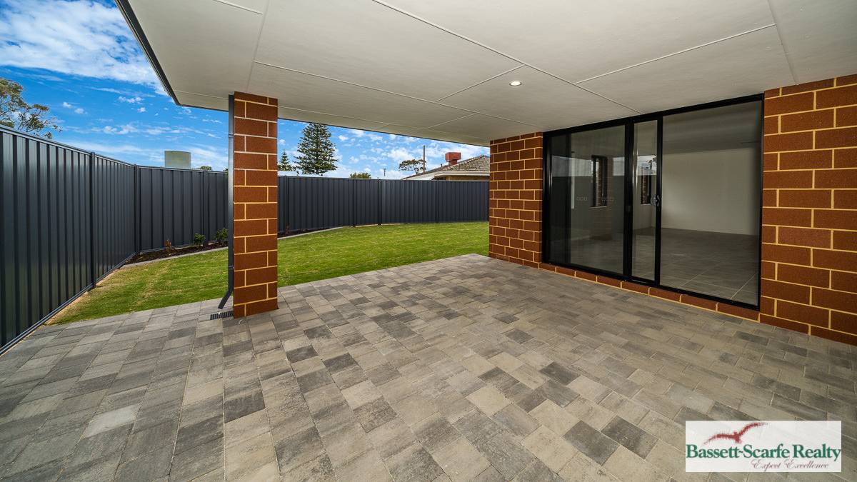 5 Goomarl Street, Dudley Park, WA 6210 AUS
