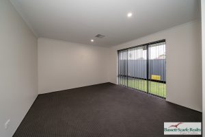 5 Goomarl Street, Dudley Park, WA 6210 AUS