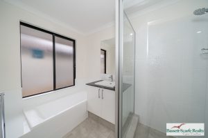 5 Goomarl Street, Dudley Park, WA 6210 AUS