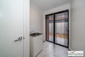 5 Goomarl Street, Dudley Park, WA 6210 AUS
