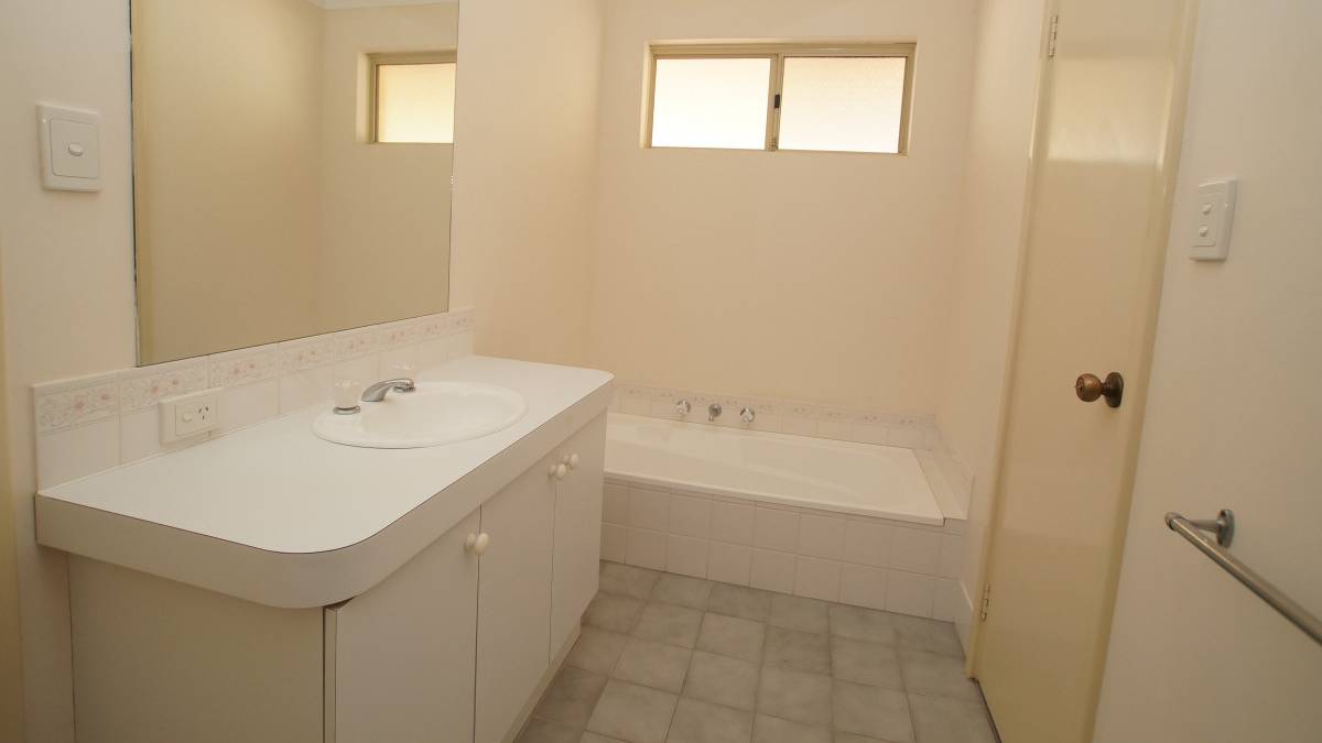 1/35 Charon Road, Falcon, WA 6210 AUS