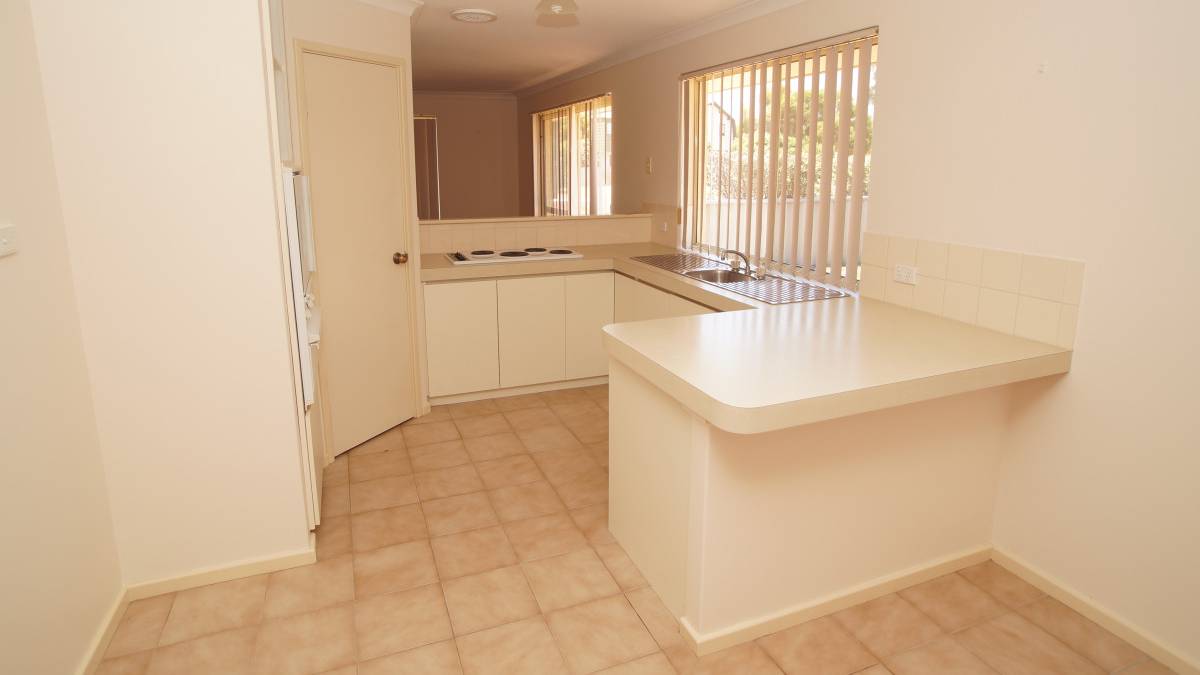 1/35 Charon Road, Falcon, WA 6210 AUS
