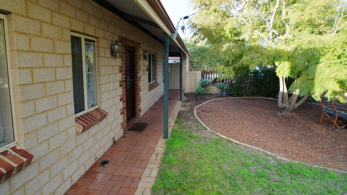 13 Saskatchewan Way, GREENFIELDS, WA 6210 AUS