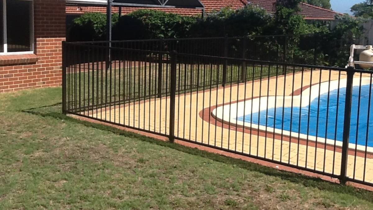 37 Everlasting Retreat, Halls Head, WA 6210 AUS