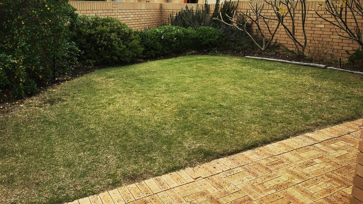 2/12 Quamby Court, SILVER SANDS, WA 6210 AUS