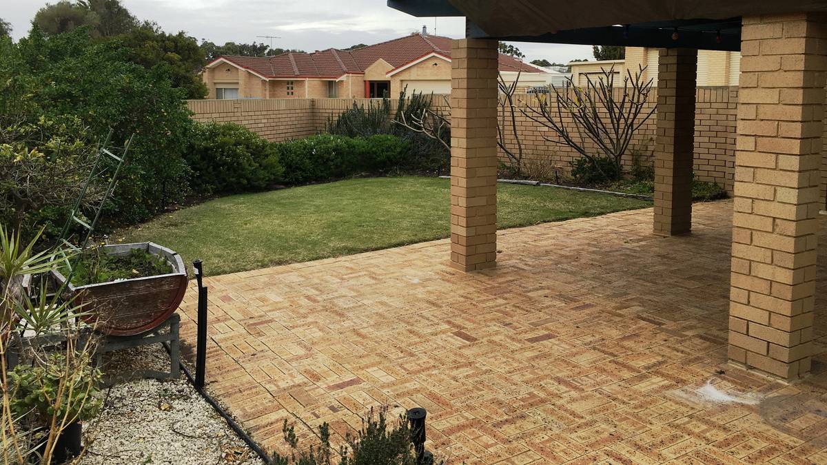 2/12 Quamby Court, SILVER SANDS, WA 6210 AUS