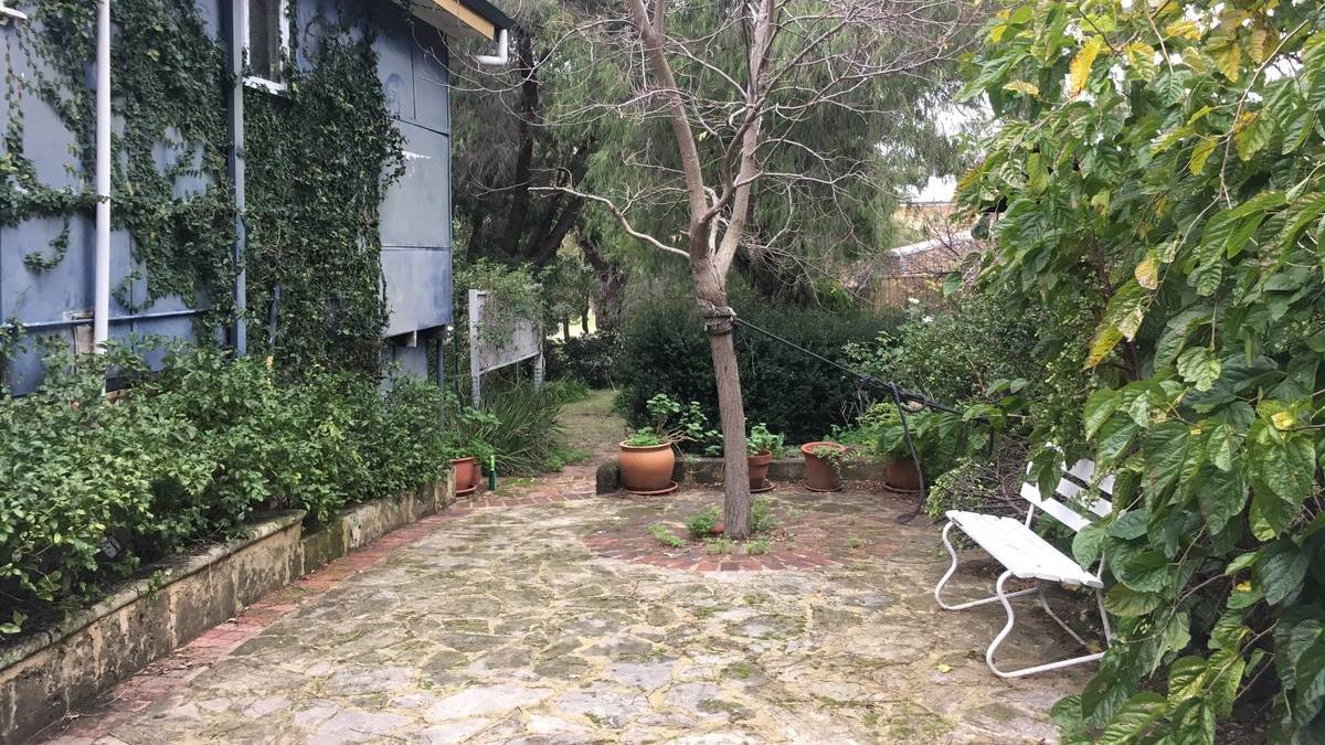 3 Tanjinn Street, DAWESVILLE, WA 6211 AUS