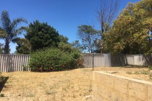 32 Casuarina Drive, HALLS HEAD, WA 6210 AUS