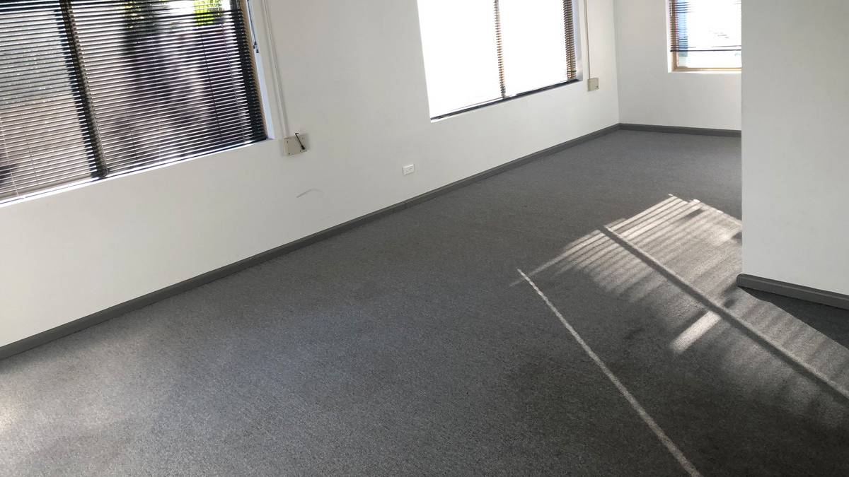31 Luckhurst Road, Mandurah, WA 6210 AUS