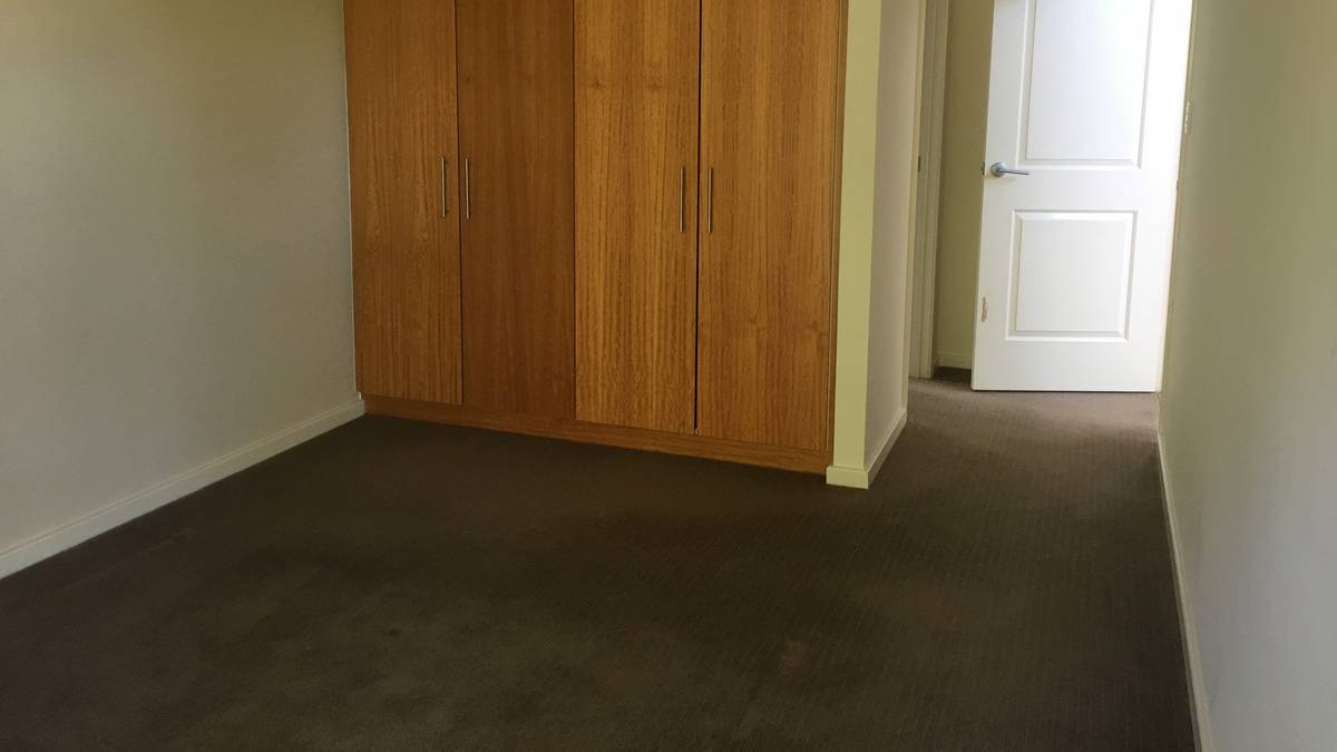 12 Golfers Retreat, Halls Head, WA 6210 AUS