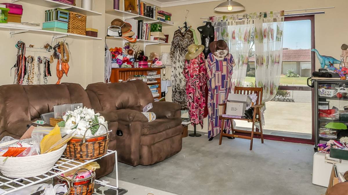 6 Allora Close, Dudley Park, WA 6210 AUS