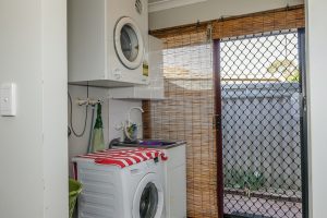 6 Allora Close, Dudley Park, WA 6210 AUS