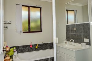 6 Allora Close, Dudley Park, WA 6210 AUS