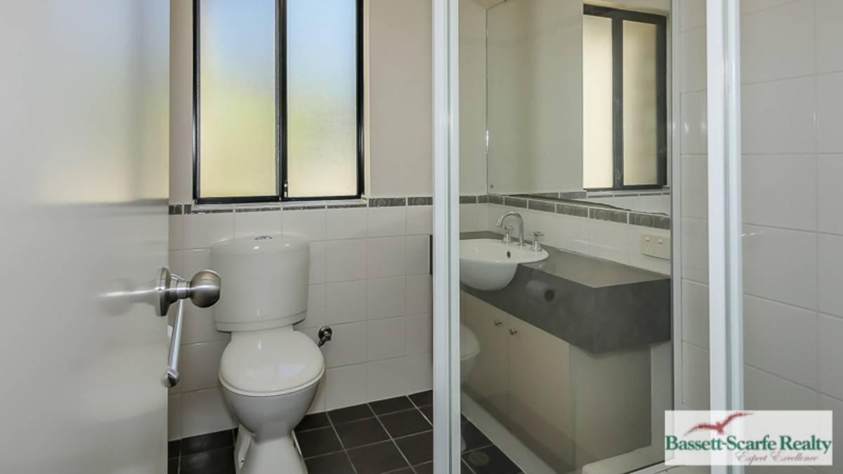 12 Fifth Avenue, Mandurah, WA 6210 AUS