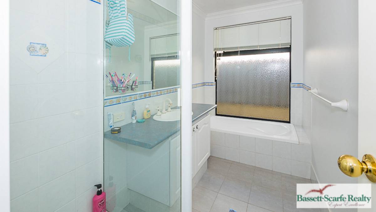 16 Merredin Heights, DAWESVILLE, WA 6211 AUS