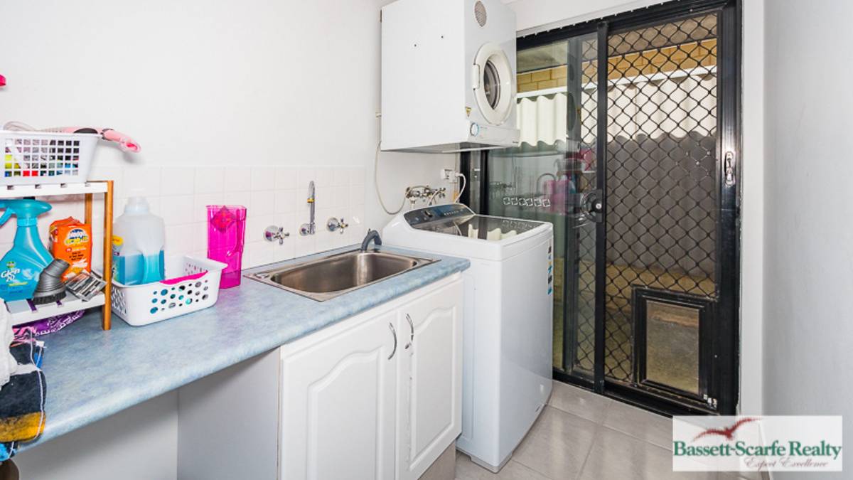 16 Merredin Heights, DAWESVILLE, WA 6211 AUS