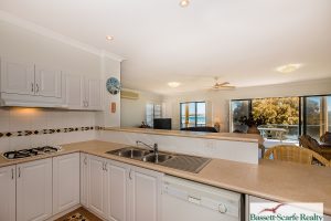 8/9 Leslie Street, Mandurah, WA 6210 AUS