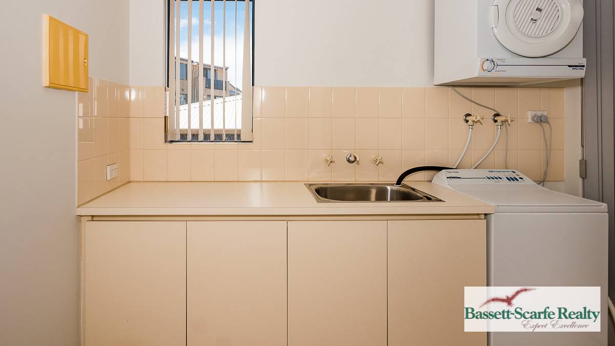 8/9 Leslie Street, Mandurah, WA 6210 AUS