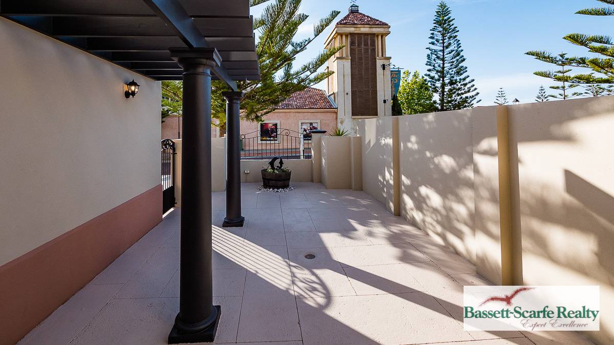17 Port Quays, Wannanup, WA 6210 AUS