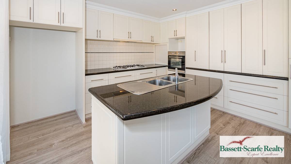 17 Port Quays, Wannanup, WA 6210 AUS