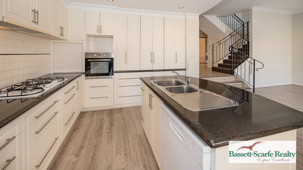 17 Port Quays, Wannanup, WA 6210 AUS
