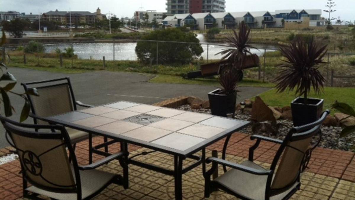 1/78 Ormsby Terrace, SILVER SANDS, WA 6210 AUS