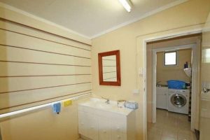 1 Watts Road, DAWESVILLE, WA 6211 AUS