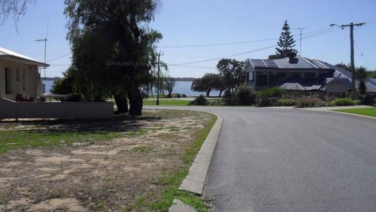 1 Watts Road, DAWESVILLE, WA 6211 AUS