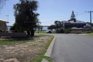 1 Watts Road, DAWESVILLE, WA 6211 AUS