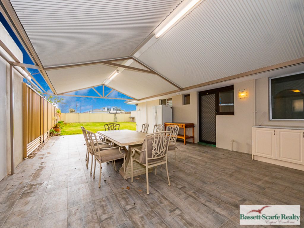 10 Orion Road, Silver Sands - Thumbnail 2