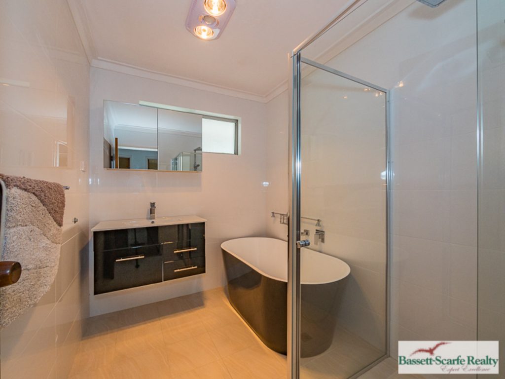 10 Orion Road, Silver Sands - Thumbnail 6