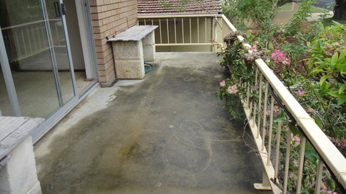 2 Bolton Street, DUDLEY PARK, WA 6210 AUS