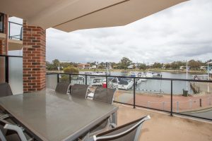 19/37 Dolphin Drive, Mandurah, WA 6210 AUS