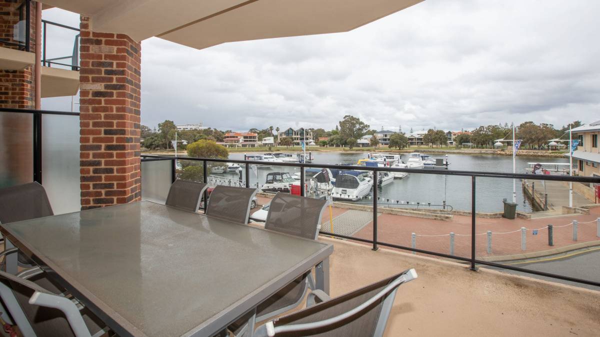 19/37 Dolphin Drive, Mandurah, WA 6210 AUS
