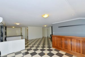 4 Selloa Court, Halls Head, WA 6210 AUS