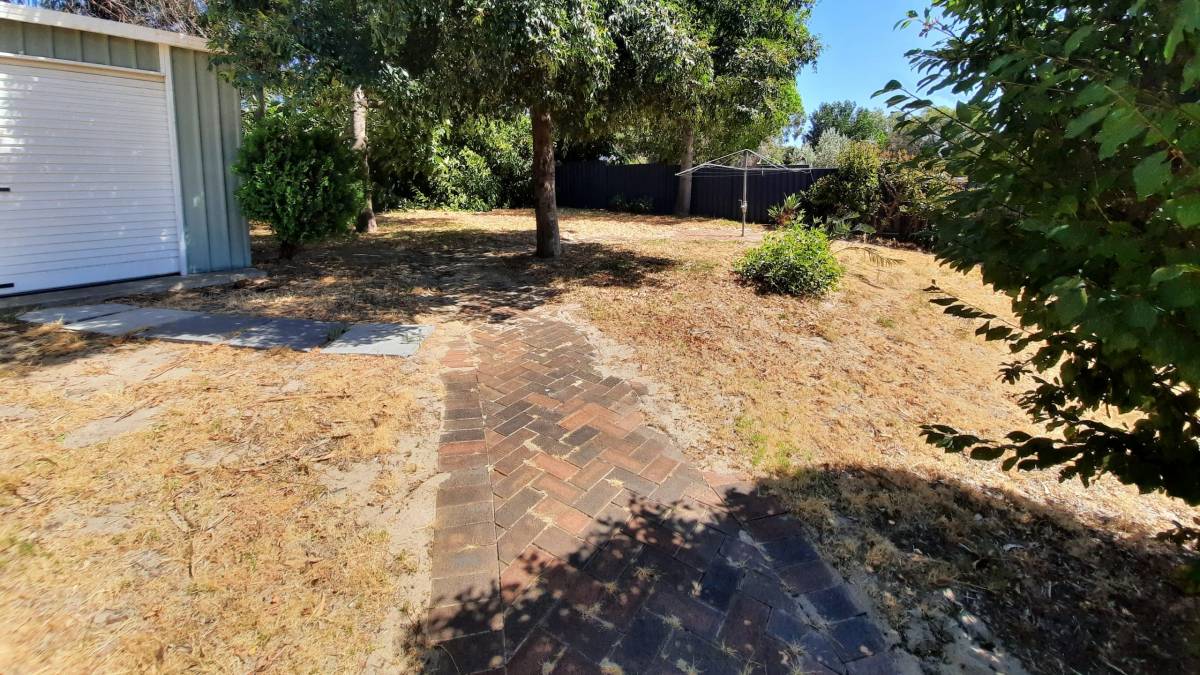 17 Hillway Street, Dawesville, WA 6211 AUS