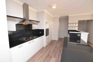 4 Hummingbird Way, Singleton, WA 6175 AUS