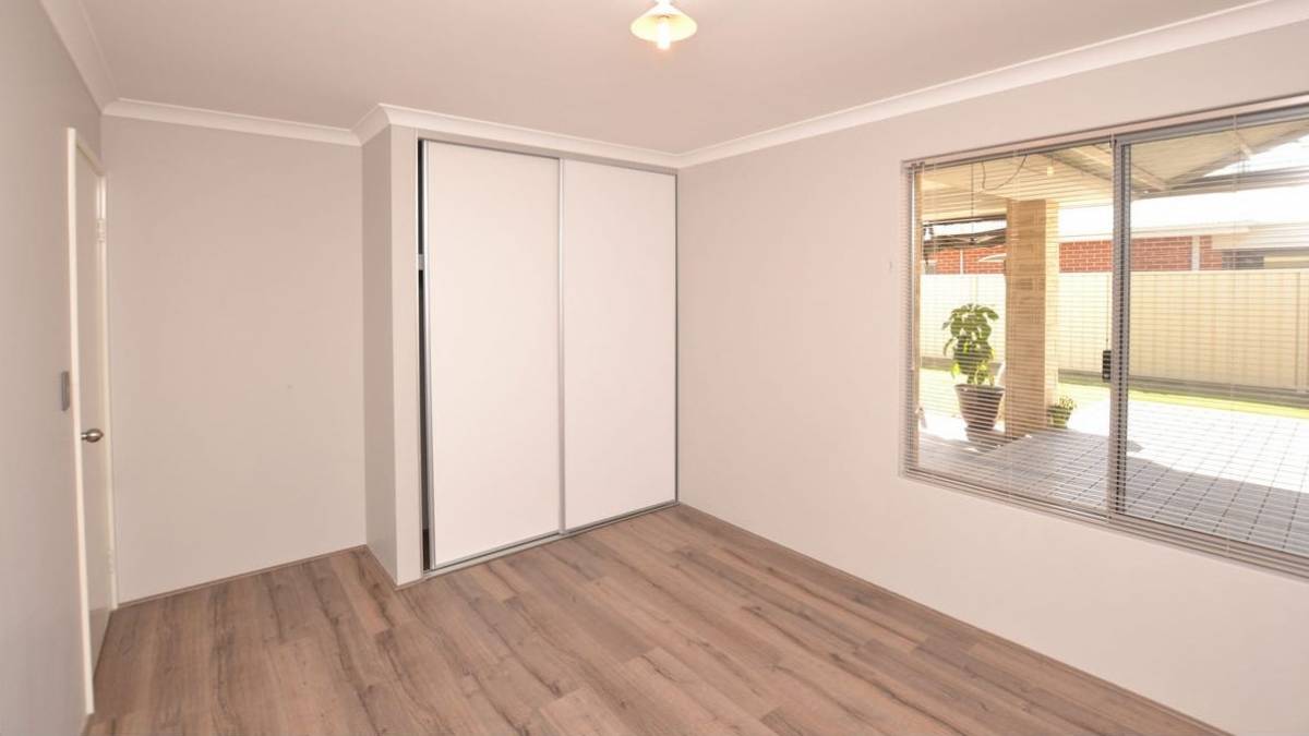 4 Hummingbird Way, Singleton, WA 6175 AUS