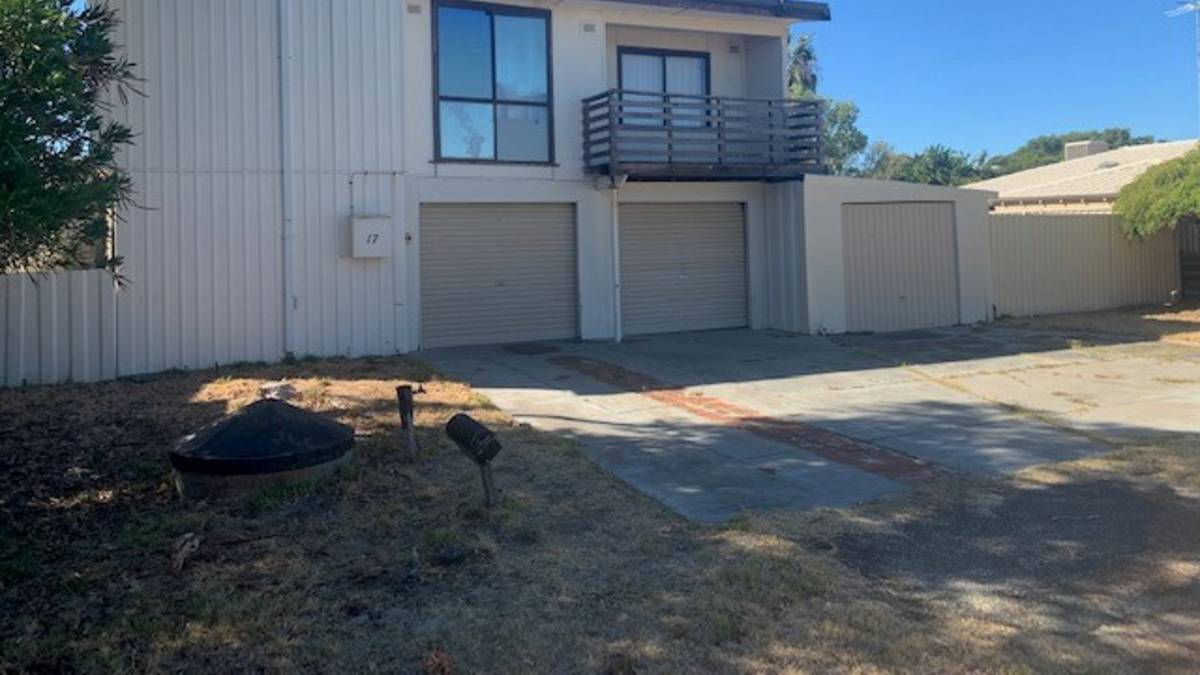 17 Tallas Road, SILVER SANDS, WA 6210 AUS