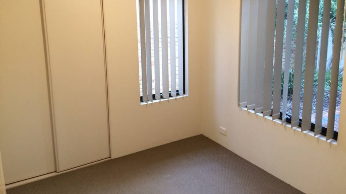 3/4 Binnar Court, ERSKINE, WA 6210 AUS