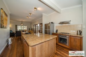 22 Tarragon Way, FALCON, WA 6210 AUS
