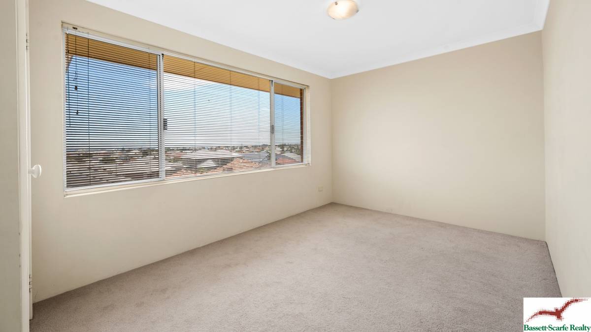 14 Lilly Pilly Lookout, HALLS HEAD, WA 6210 AUS