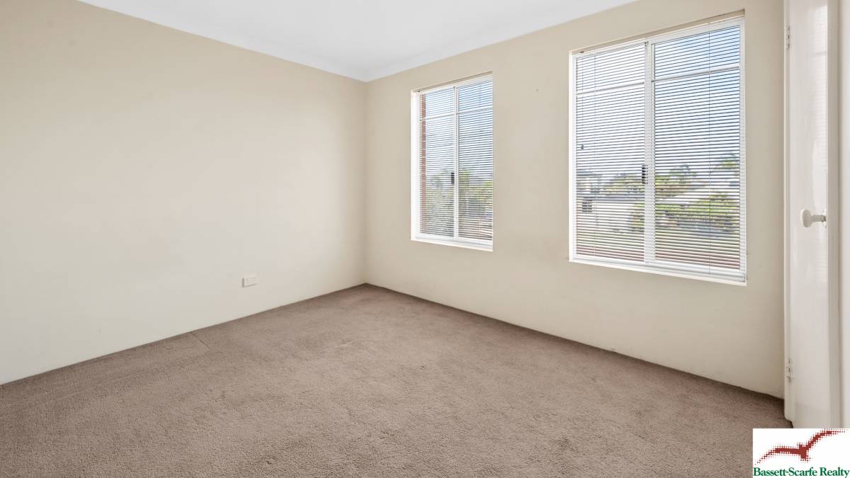 14 Lilly Pilly Lookout, HALLS HEAD, WA 6210 AUS