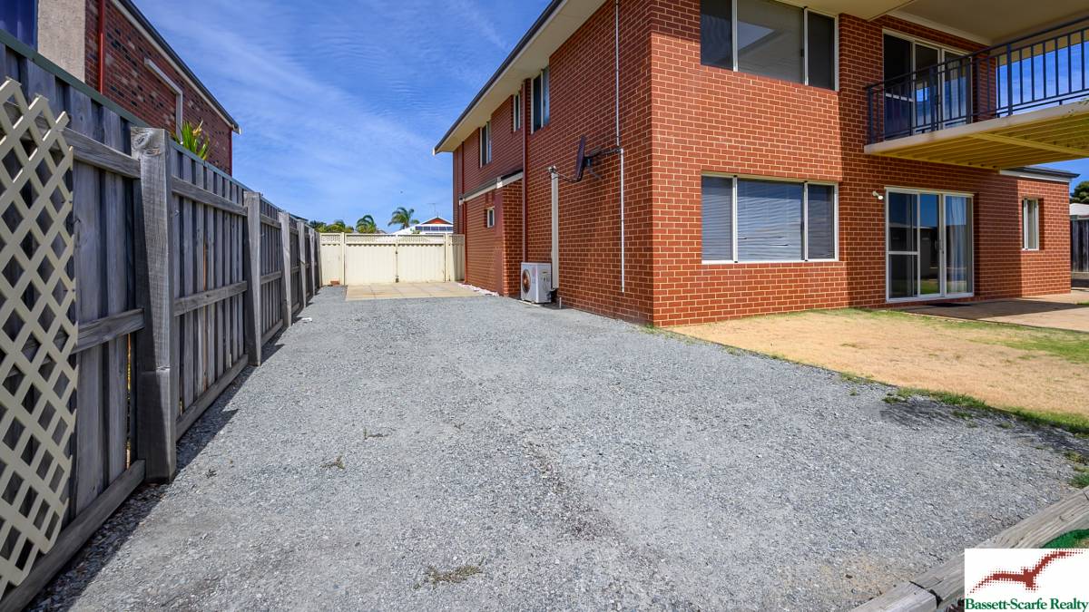 14 Lilly Pilly Lookout, HALLS HEAD, WA 6210 AUS