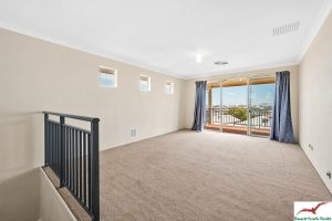 14 Lilly Pilly Lookout, HALLS HEAD, WA 6210 AUS